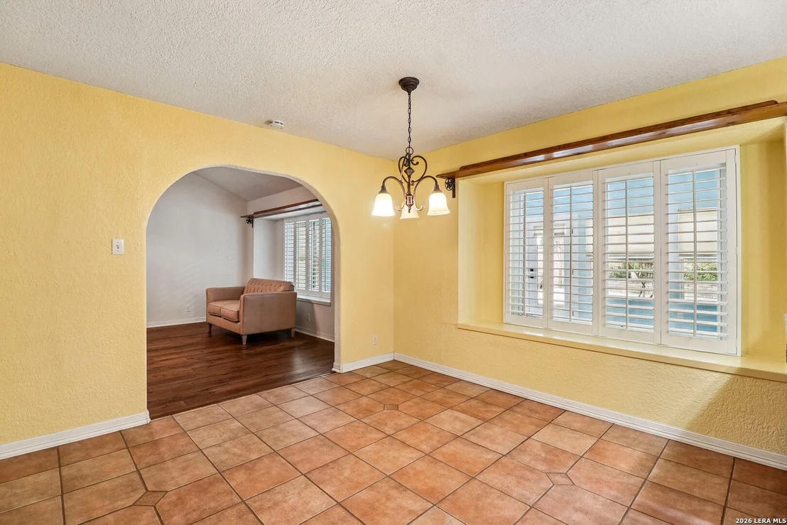 Photo of 102 Meadowland
