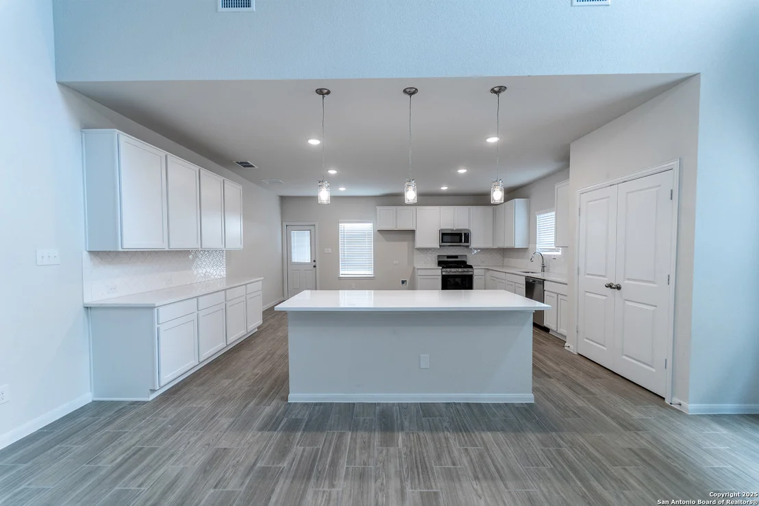Photo of 143 Taylor Way
