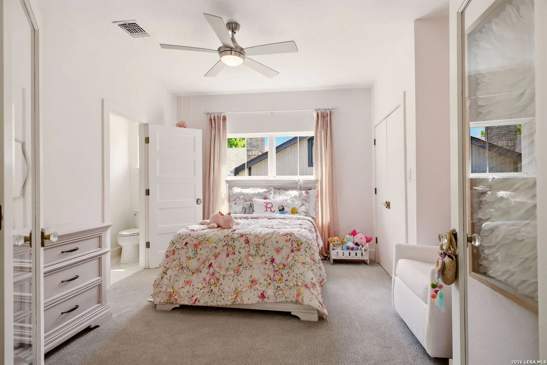 Photo of 301 OGDEN LN