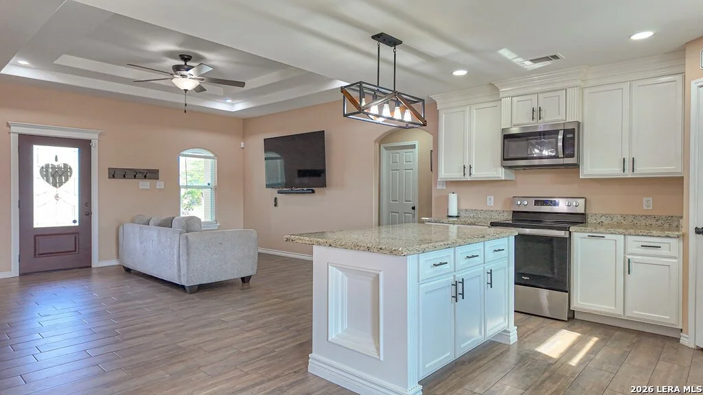 Photo of 120 Spring View Dr