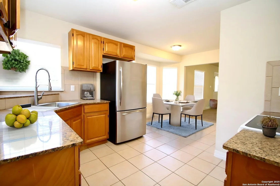 Photo of 1102 Mendelin