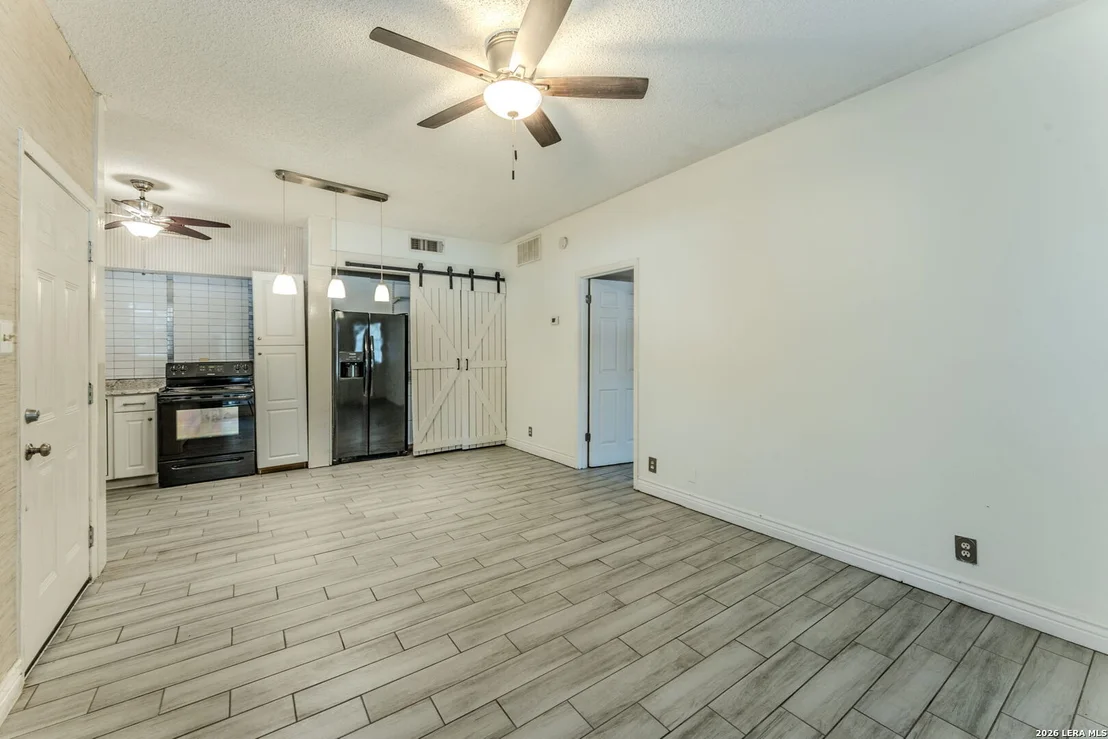 Photo of Unit 203B at 8655 DATAPOINT DR