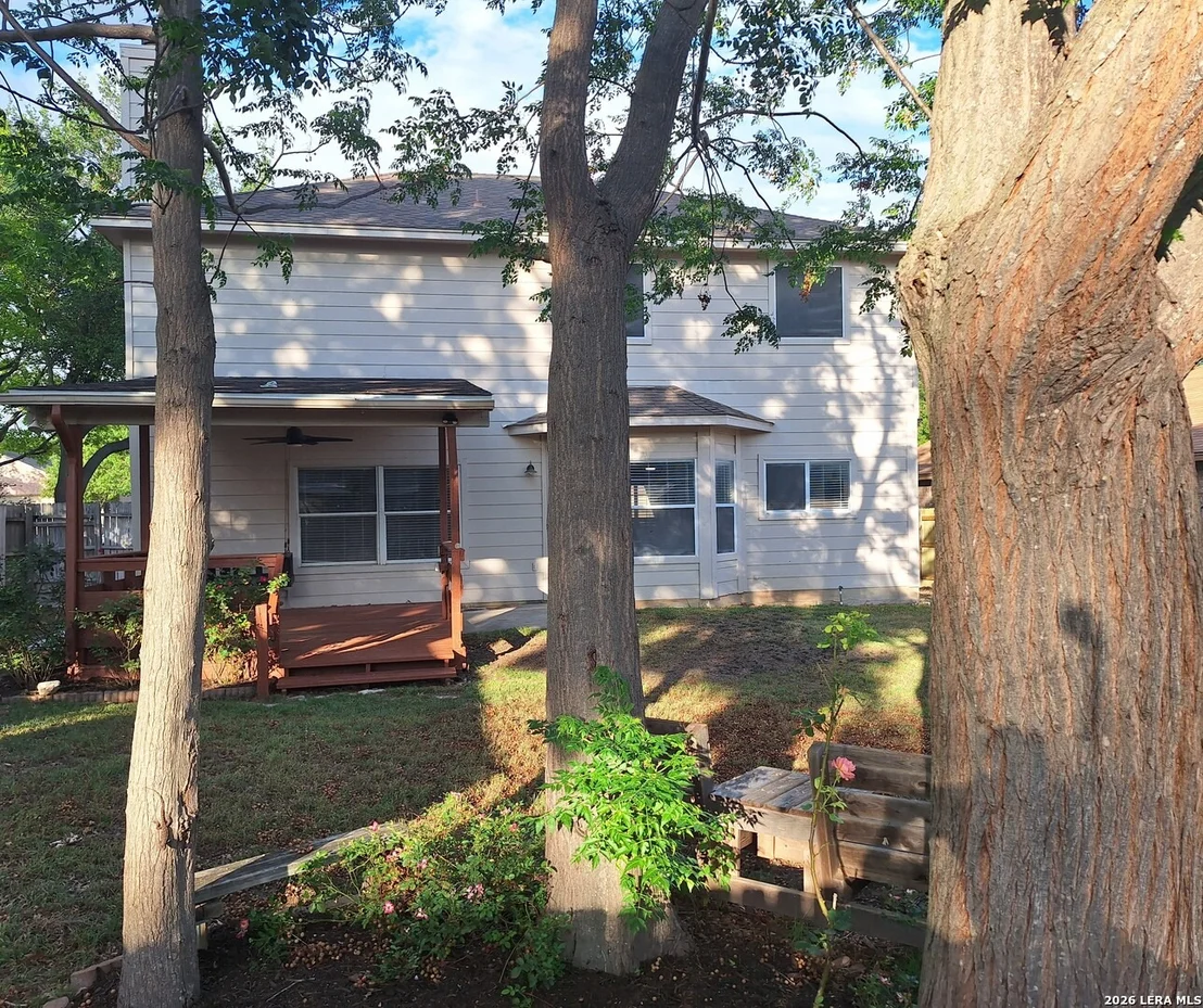 Photo of 210 ROSEGATE DR