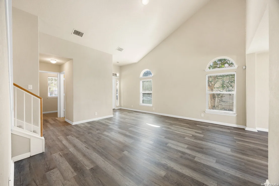 Photo of 2116 Sinclair