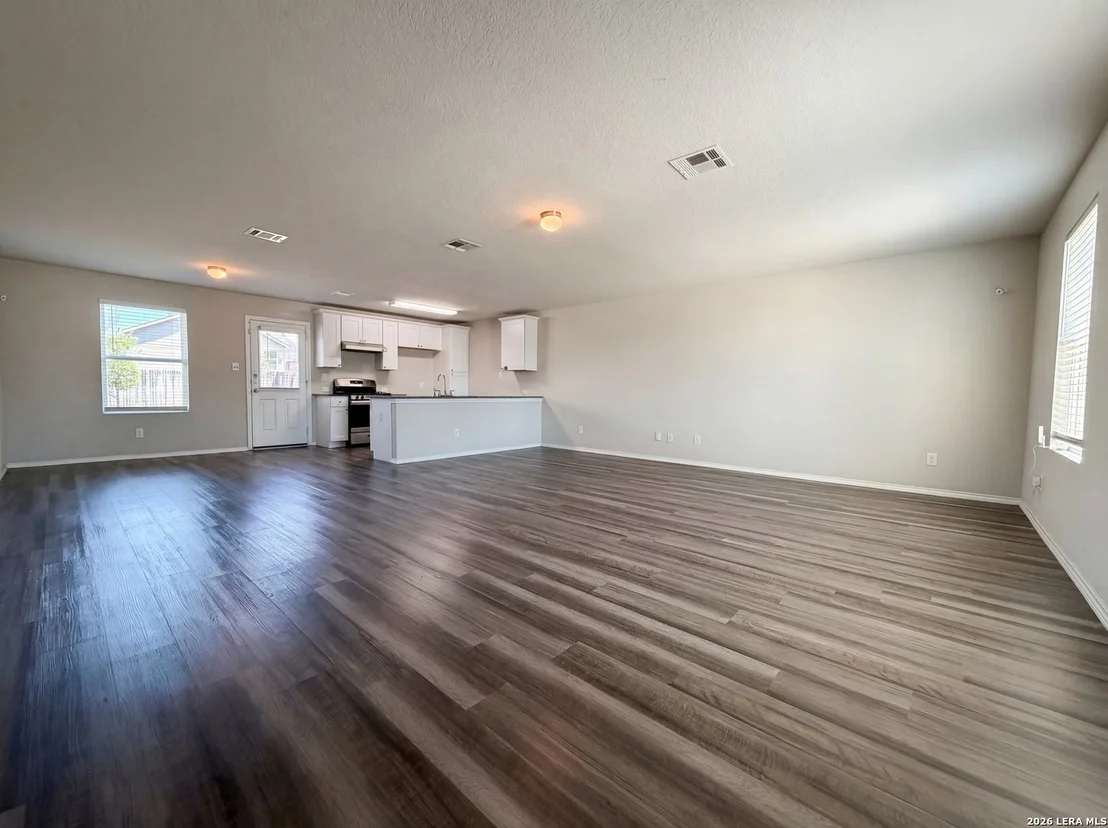 Photo of 210 EXPEDITION WAY