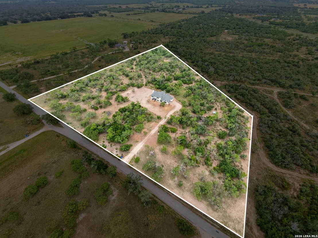 Photo of 914 County Road 7718