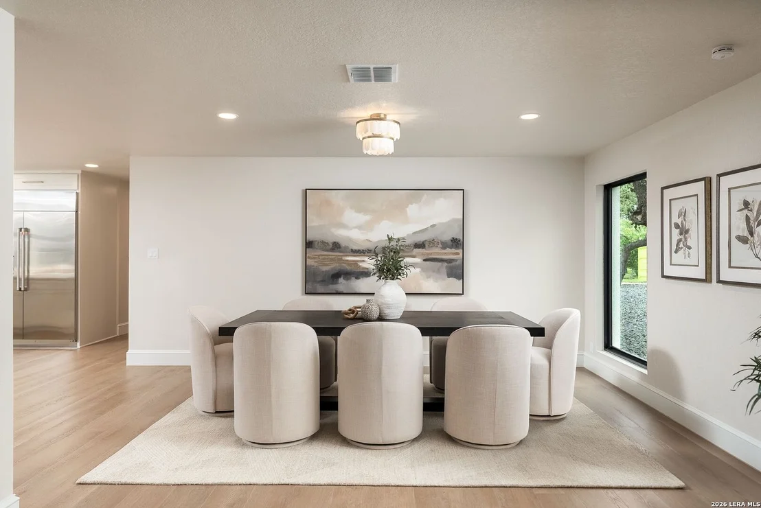 Photo of 412 Cliffside Dr