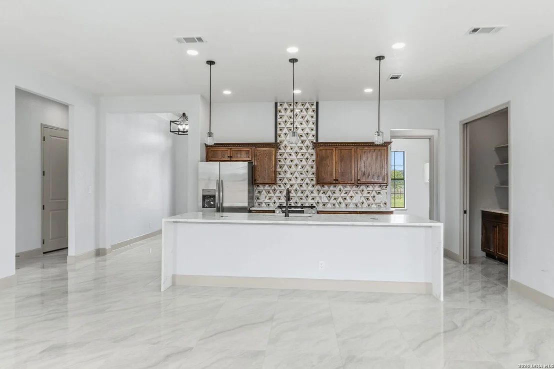 Photo of 8220 Alton Blvd
