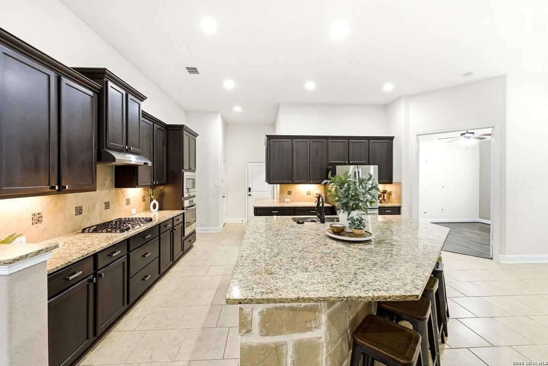 Photo of 2019 GLENDON DR