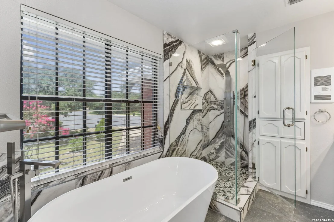 Photo of 14806 Circle J Trl