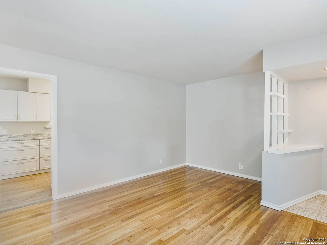 Photo of 314 ARTEMIS DR