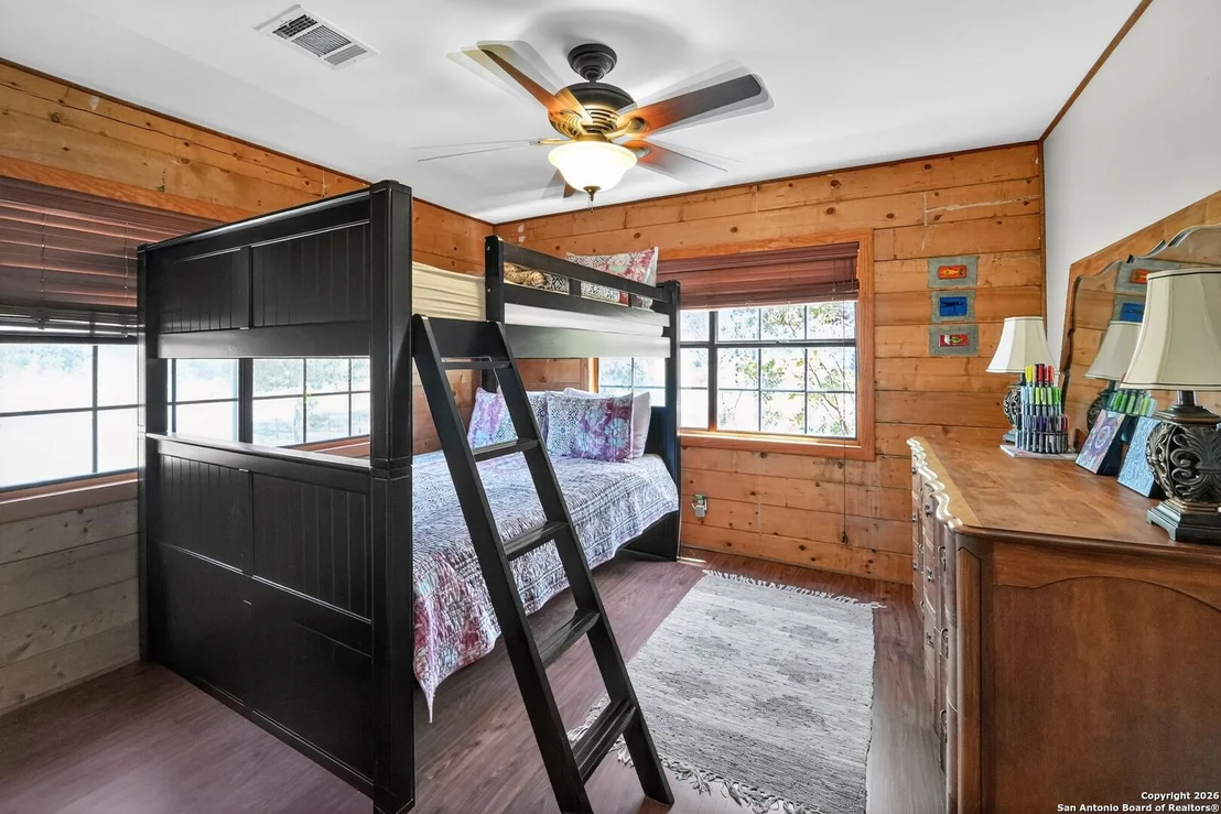 Photo of 648 BLUFFCREEK RD