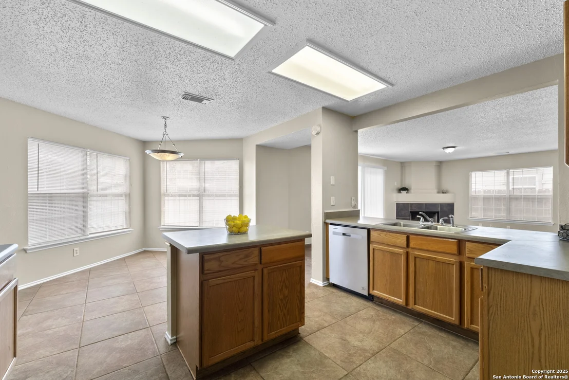 Photo of 9707 Autumn Valley