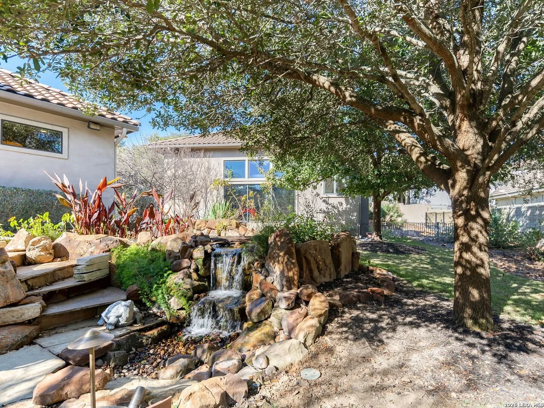 Photo of 3915 El Chamizal