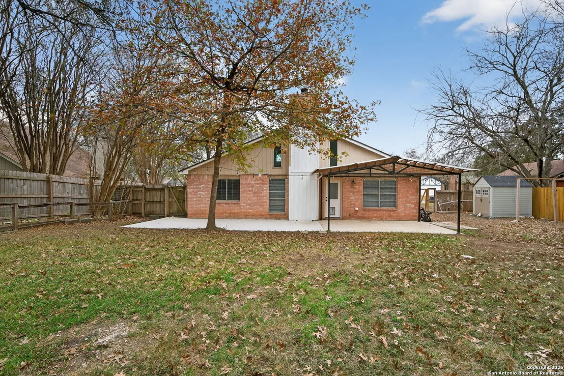 Photo of 2415 Moss Terrace