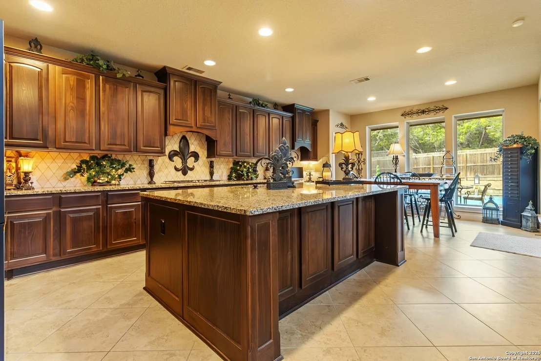 Photo of 8905 Soaring Oak