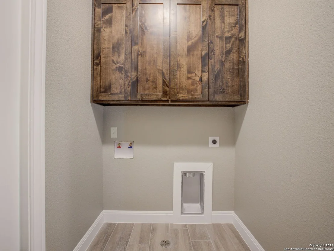 Photo of 1027 CR 319