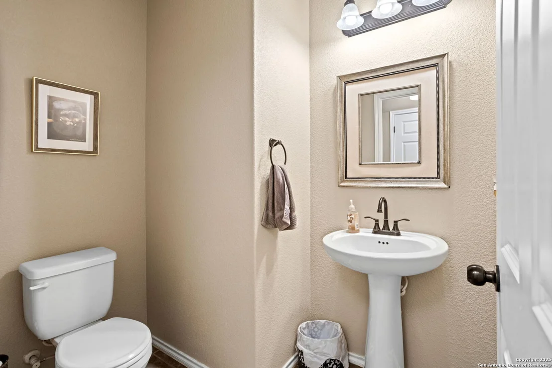 Photo of 3539 York Crest