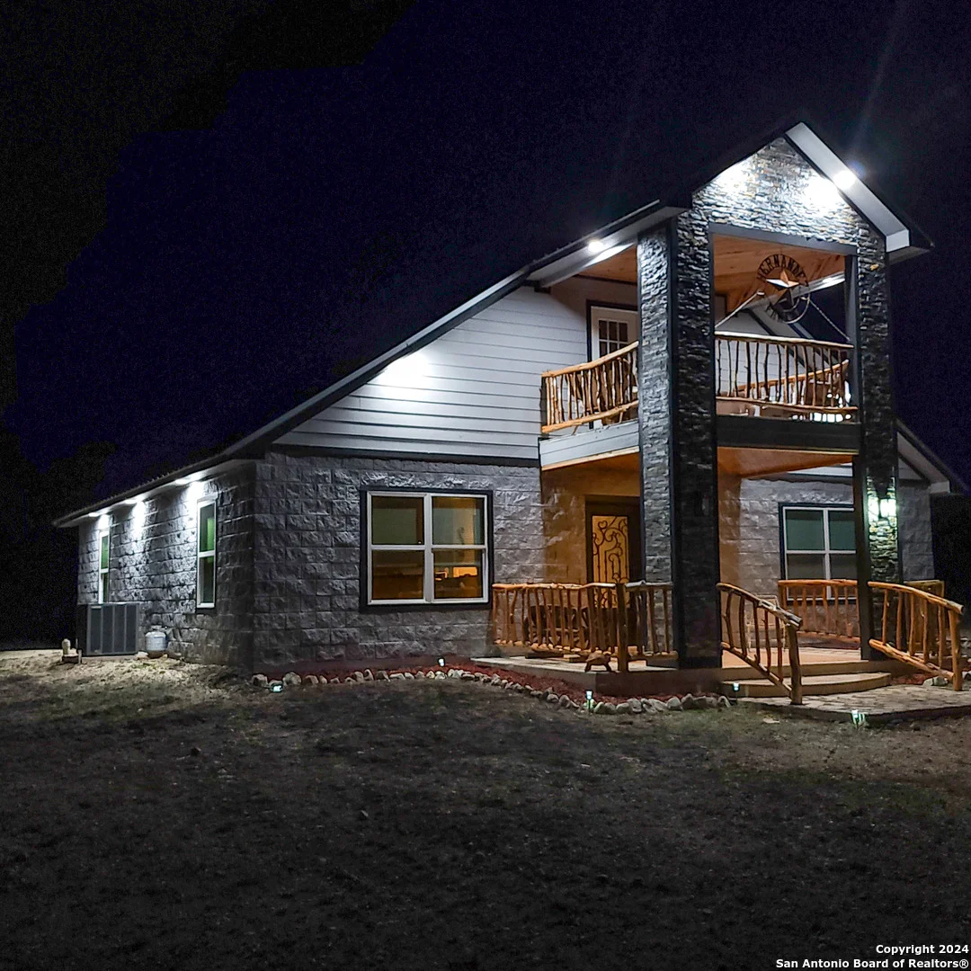 Photo of 136 Cardinal Drive