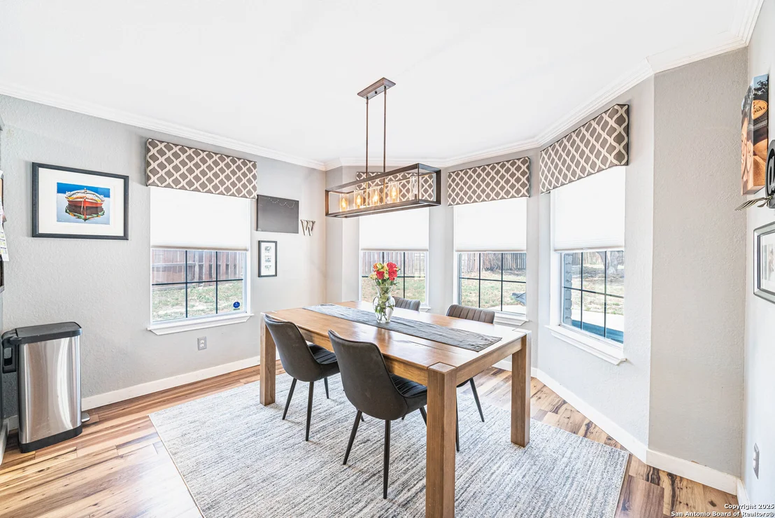 Photo of 433 Bear Gardens