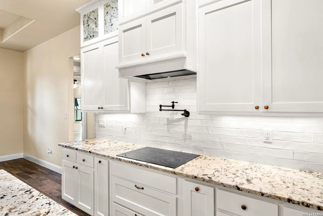 Photo of 1009 Bluebonnet Ln