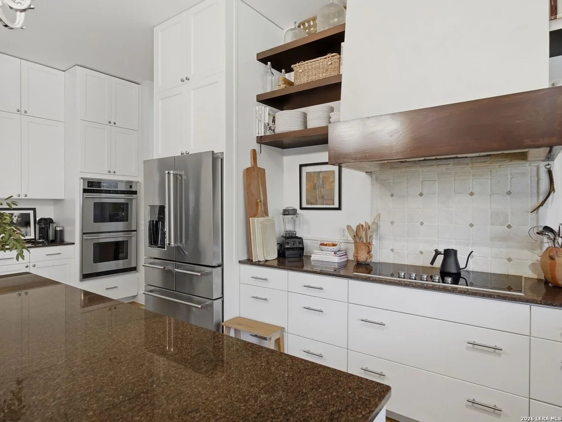 Photo of 2355 Oakland Bend