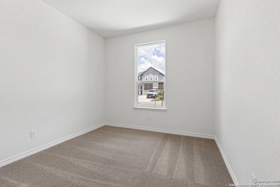 Photo of 405 Panther Way