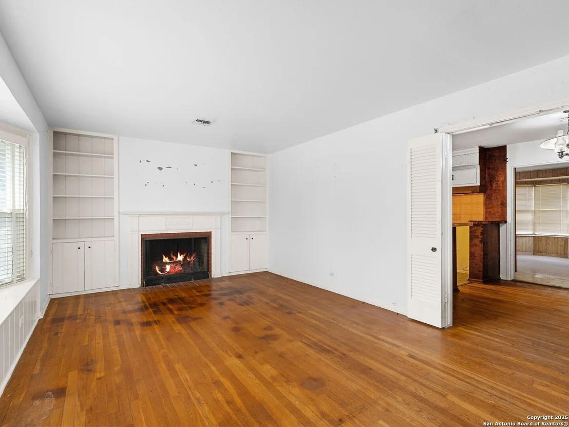 Photo of 231 Middlebury
