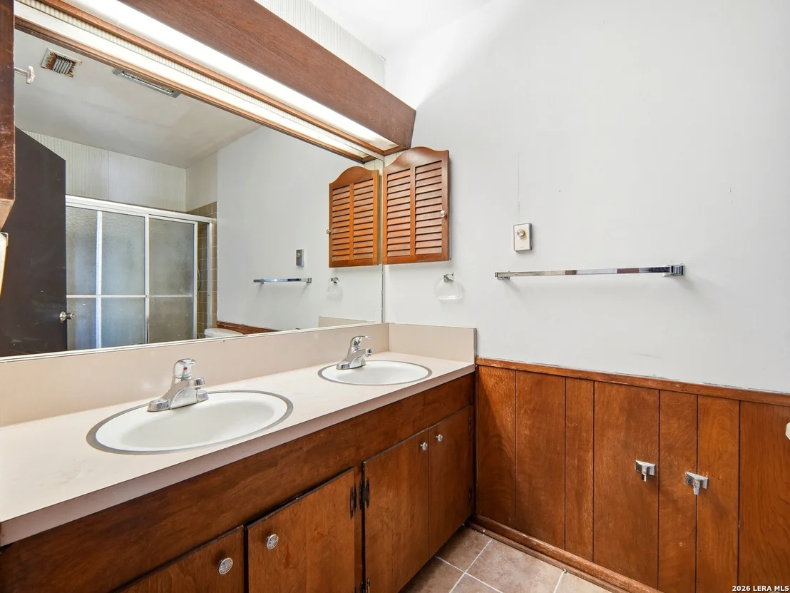 Photo of 300 Avenue M