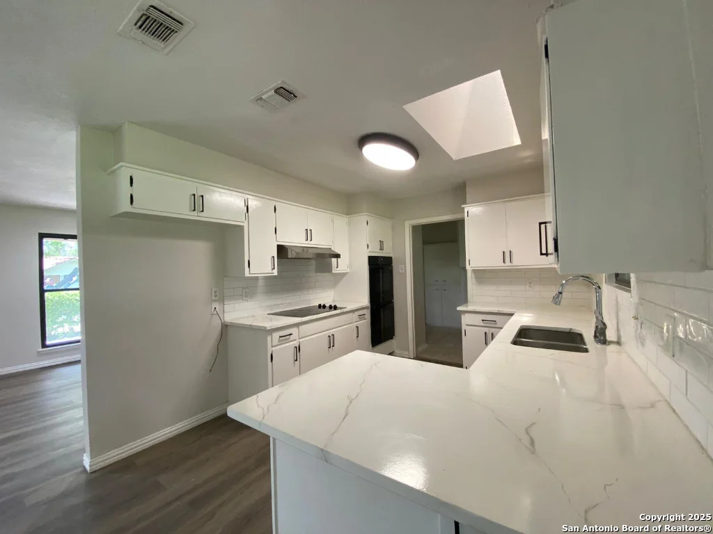 Photo of 749 Windrock