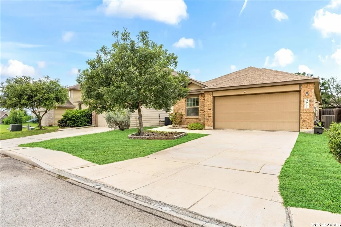 Photo of 5911 Bridle Bend