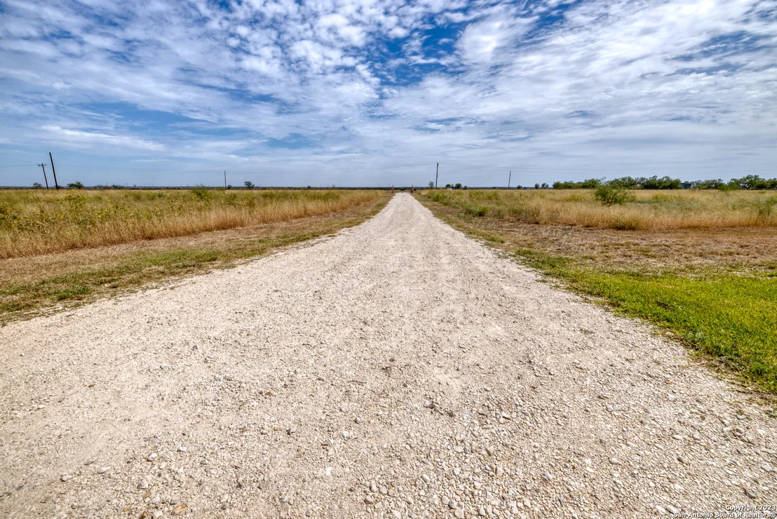 Photo of 2371 N Ranch Road 187