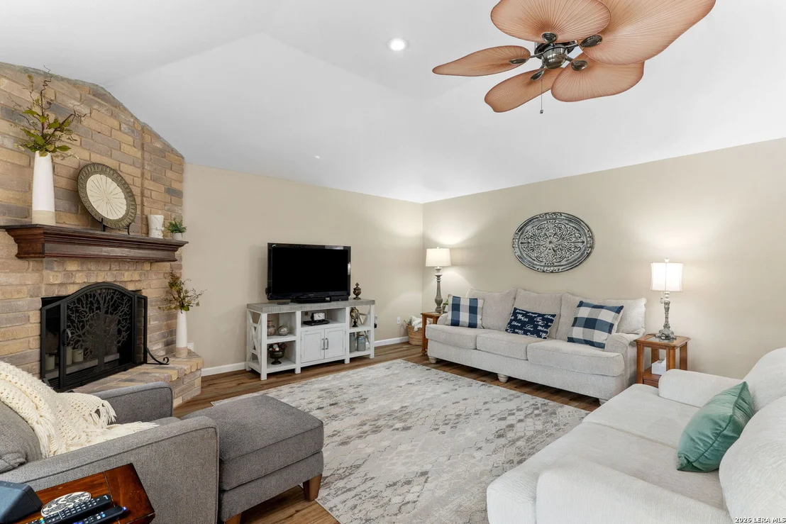 Photo of 2501 Newning