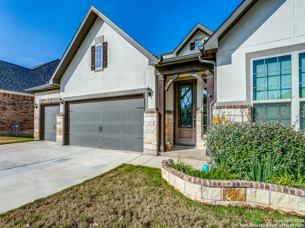 Photo of 1133 LIMESTONE WAY