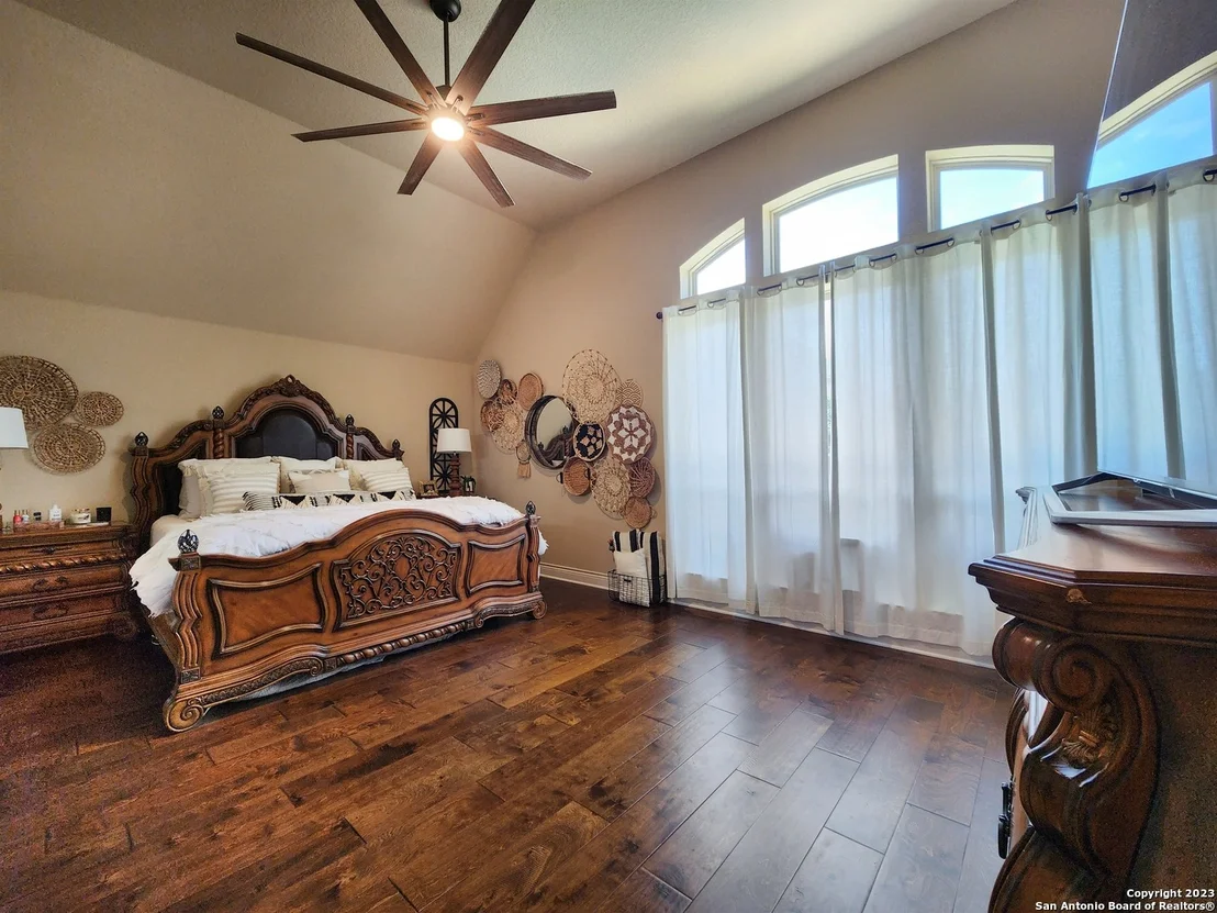 Photo of 2135 Silo Ridge