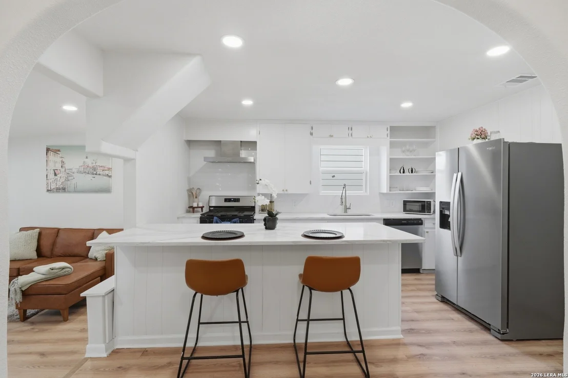 Photo of 414 Clower