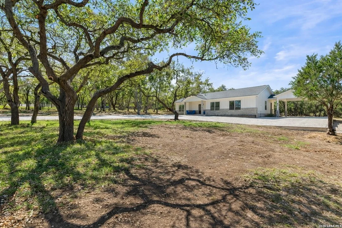 Photo of 408 Rust Ranch Rd