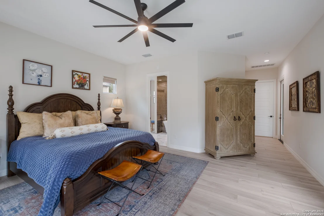 Photo of 718 post oak ridge