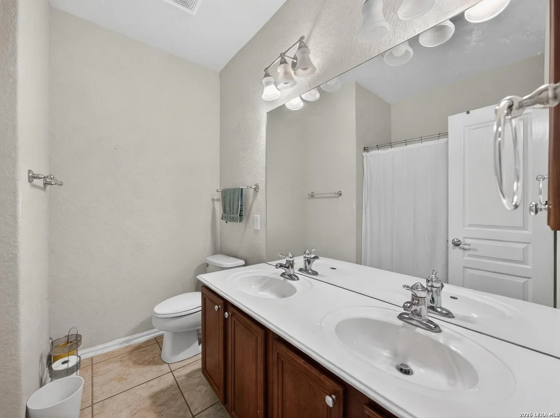 Photo of 4307 James Bowie