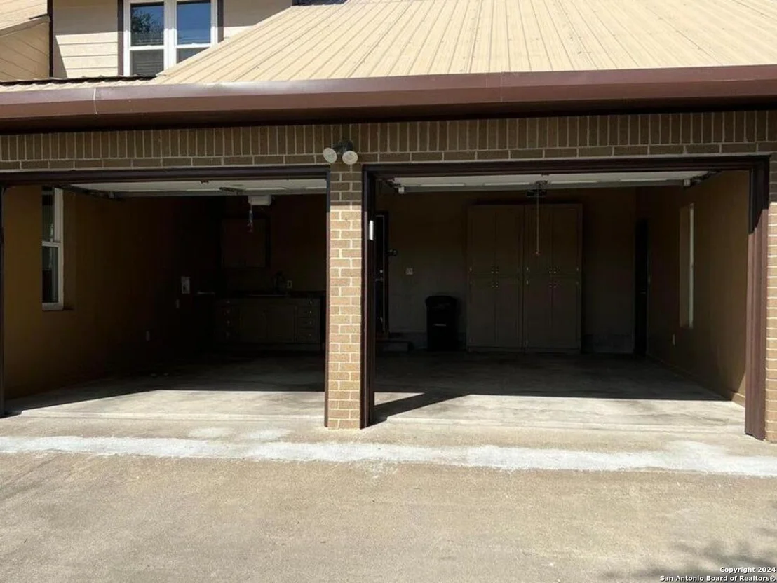 Photo of 100 County Road 305