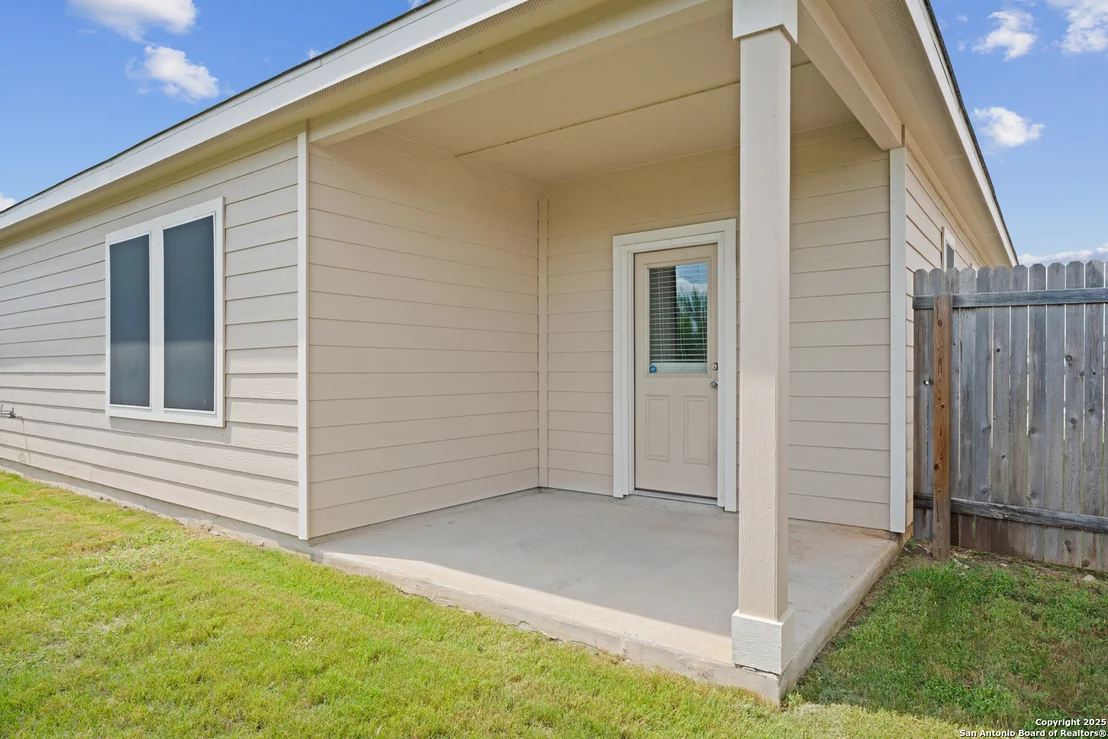 Photo of 5806 Gulf Meadow