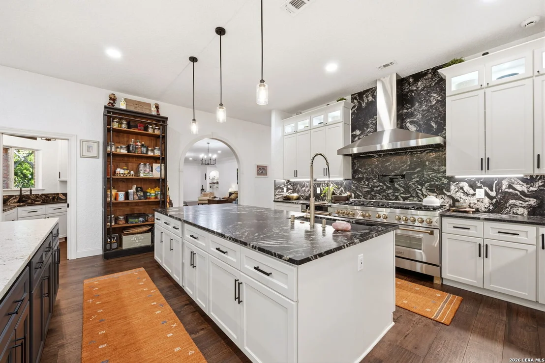 Photo of 2 Charterwood