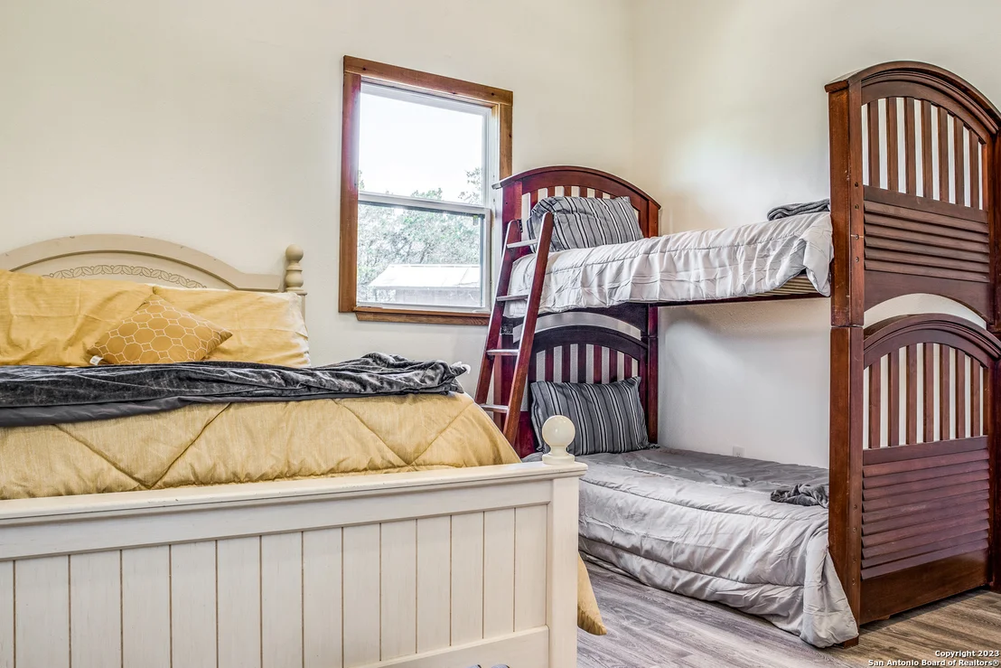 Photo of 349 Cypress Bluff