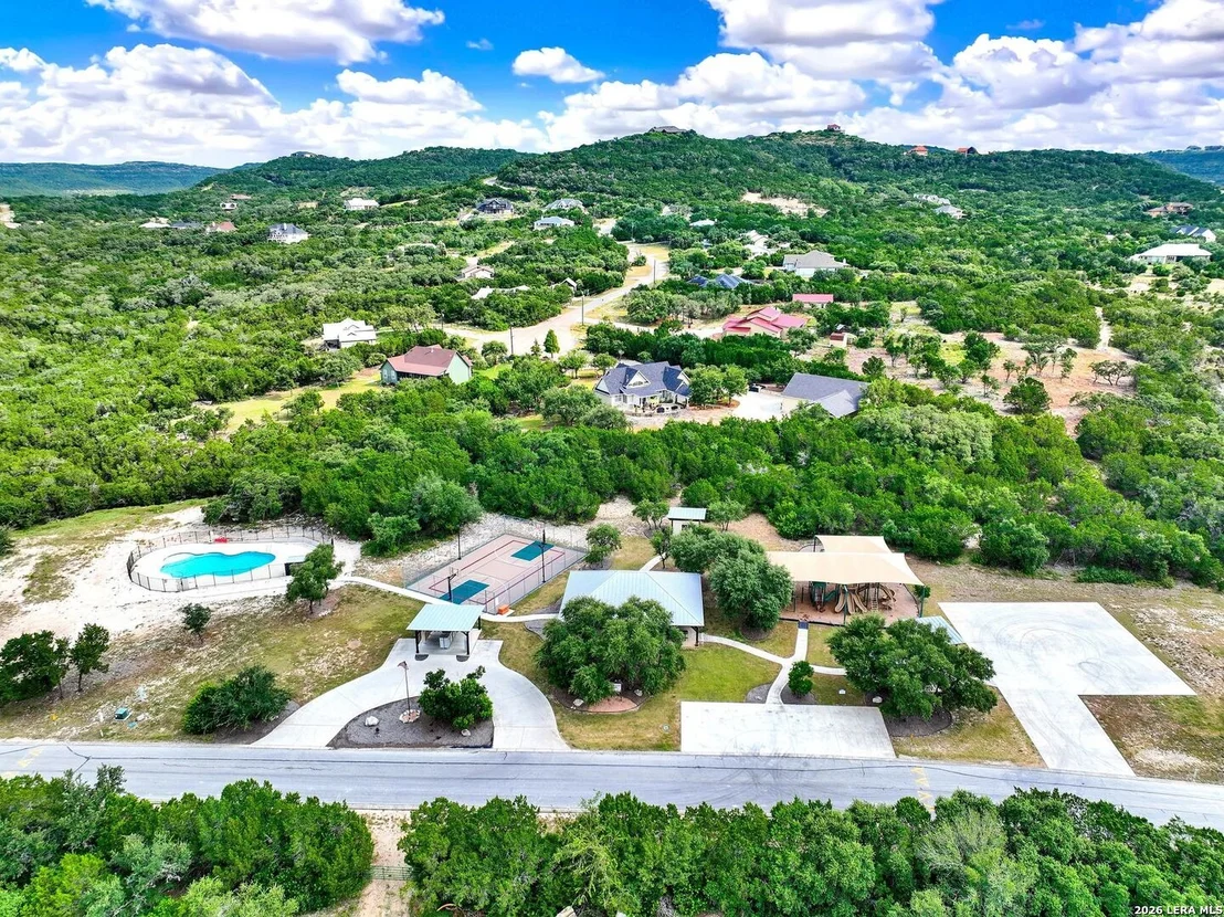 Photo of LOT 101 Pr 1712