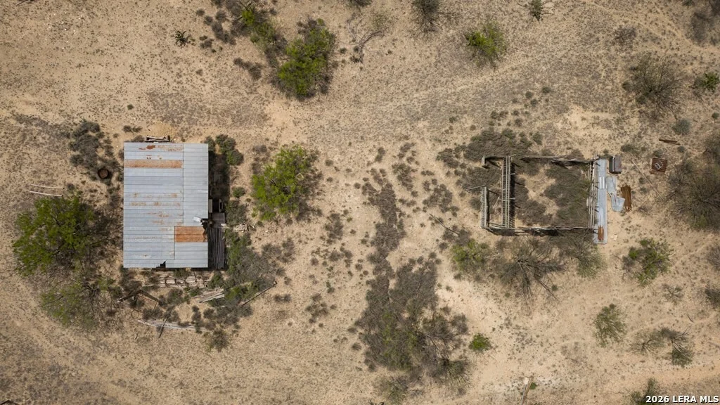 Photo of 801 Private Rd. 303