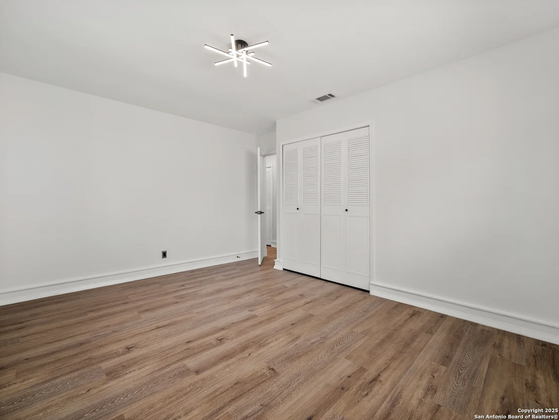 Photo of 4123 Longvale
