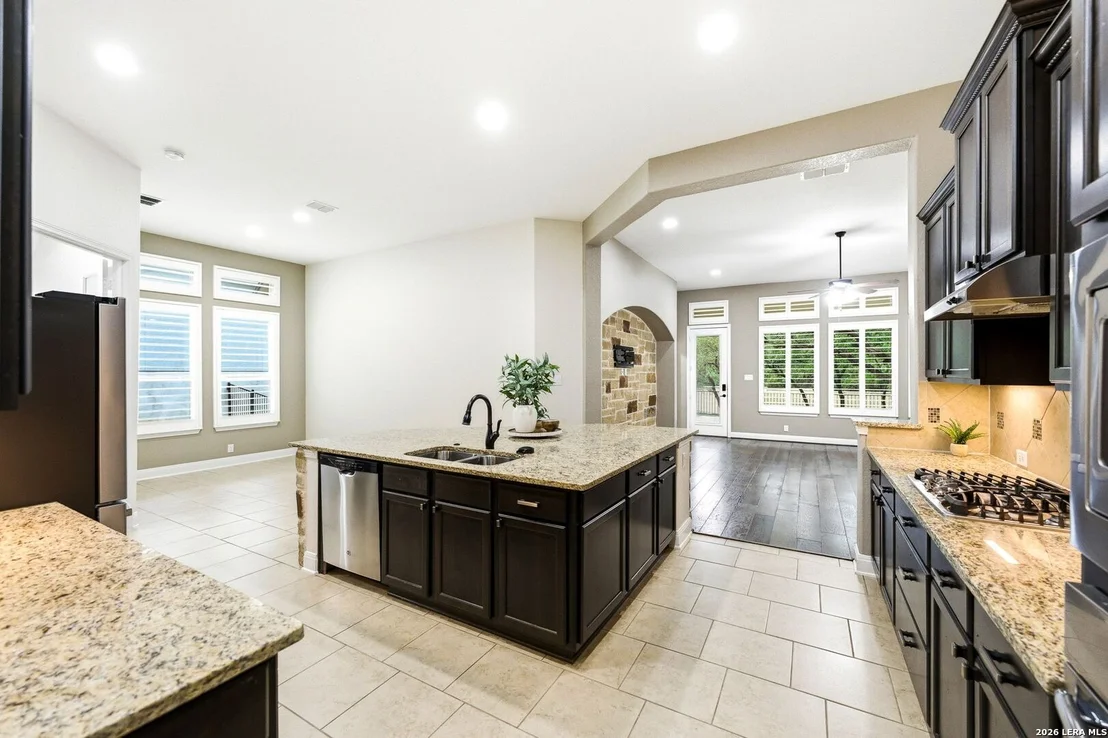 Photo of 2019 GLENDON DR