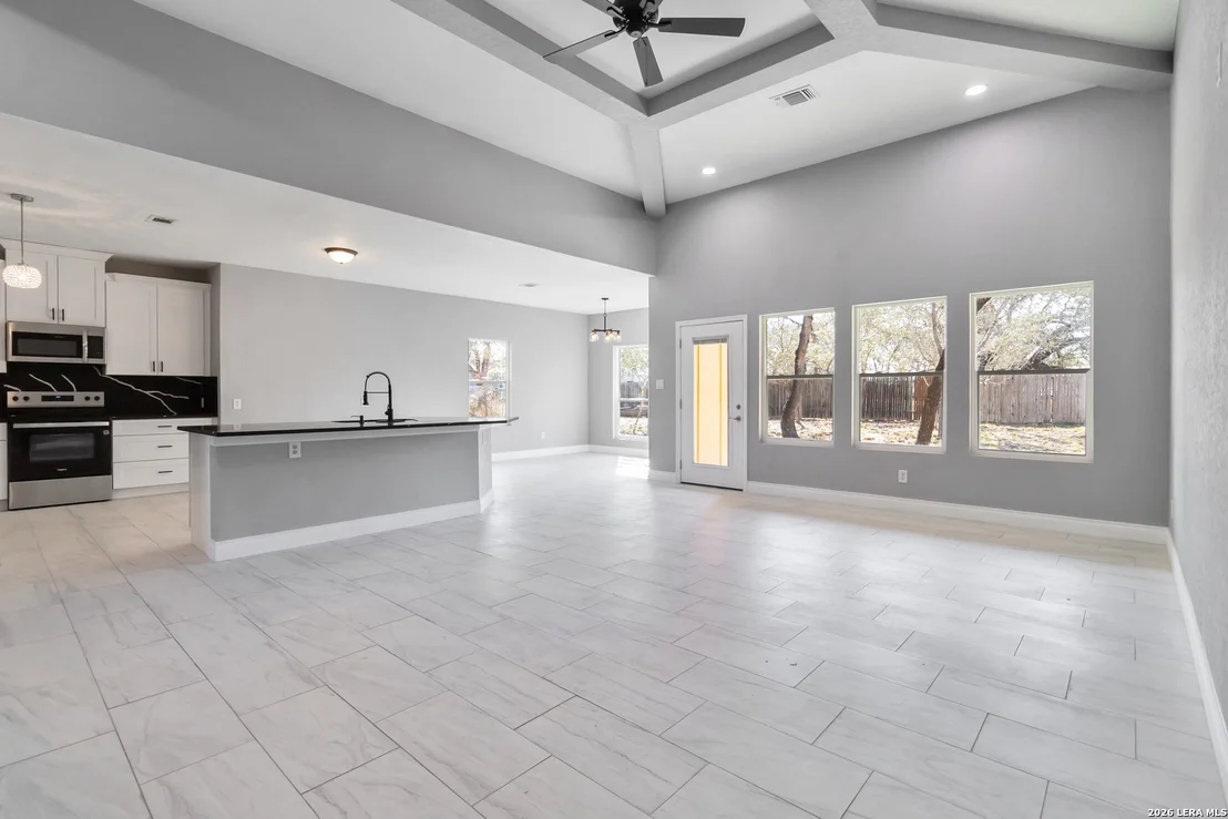 Photo of 3938 New Mathis