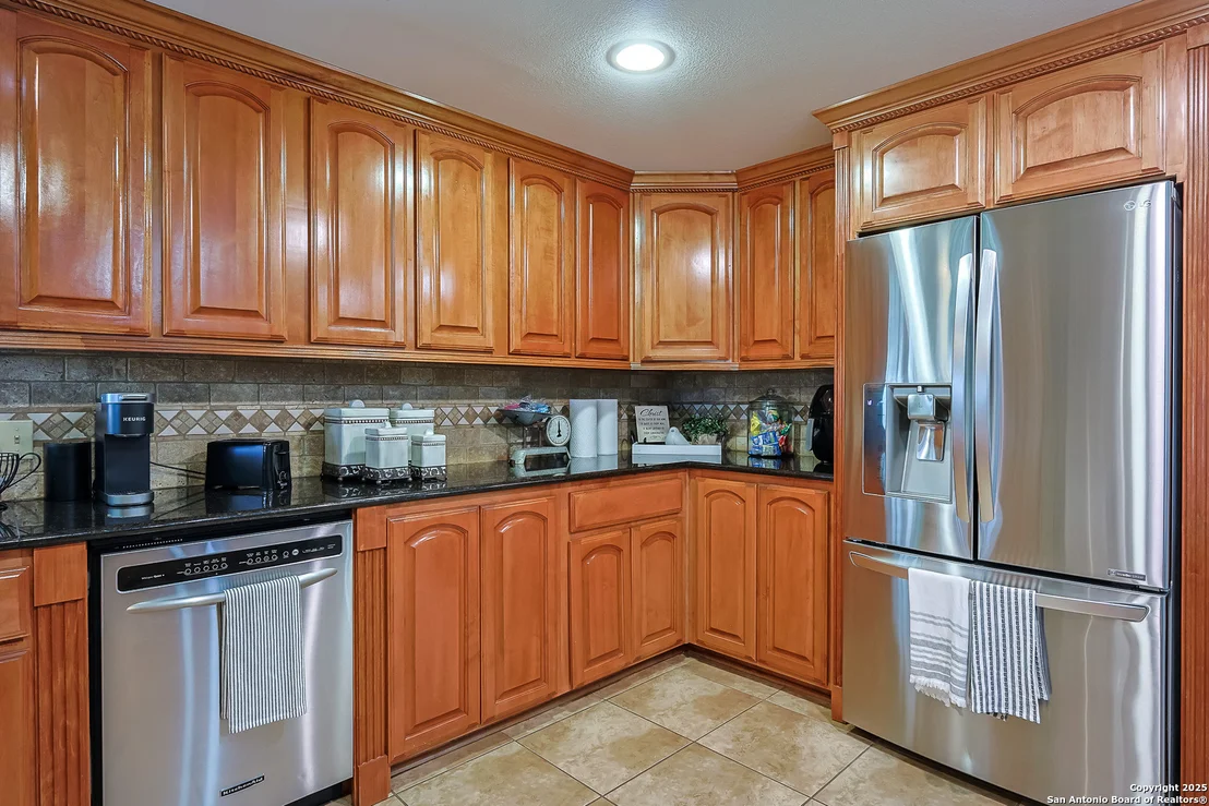 Photo of 2697 Oak Grove
