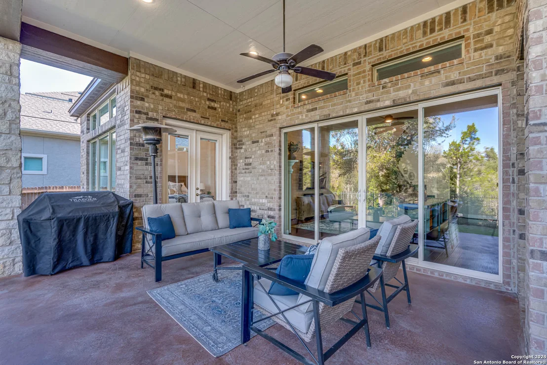 Photo of 17814 HILLSEDGE